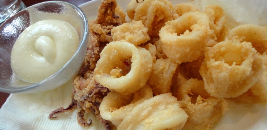 Calamares a la romana con alioli